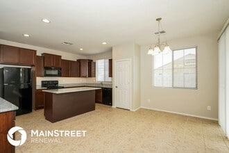 11796 W Locust Ln in Avondale, AZ - Building Photo - Building Photo