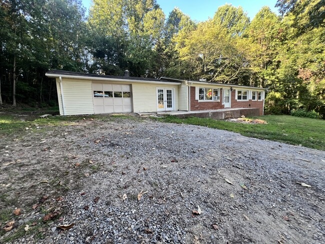 3507 US-421 in Wilkesboro, NC - Building Photo - Building Photo