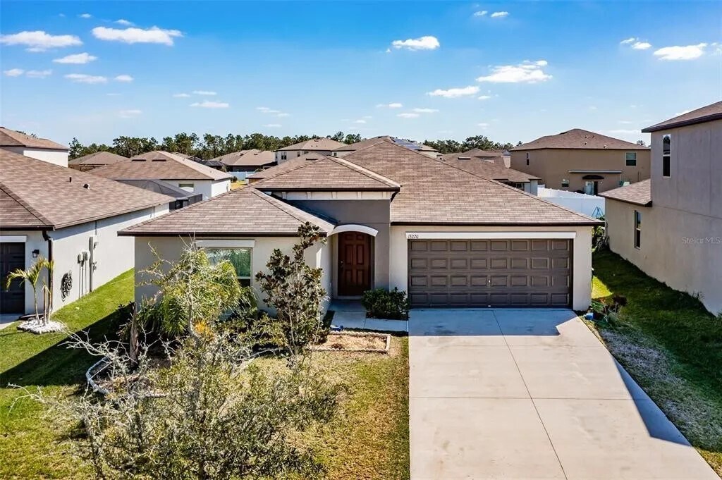 13220 Wildflower Meadow Dr in Riverview, FL - Building Photo