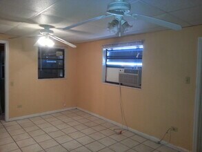 231 SW 7th Ct in Deerfield Beach, FL - Building Photo - Building Photo