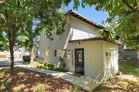 Winchester Place Apartments in Rancho Cordova, CA - Foto de edificio - Building Photo