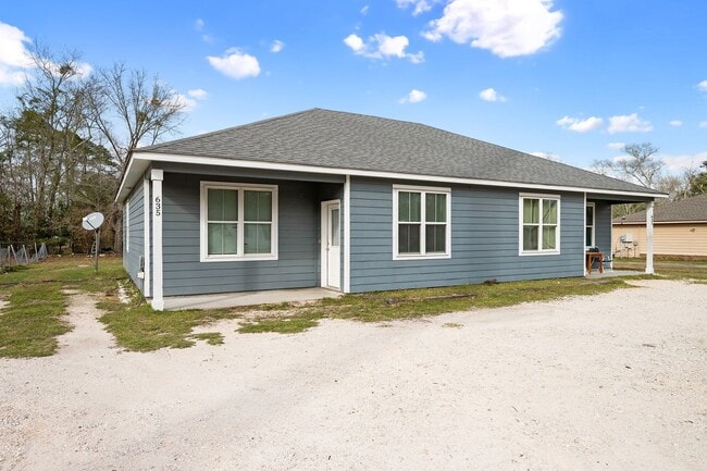 635 E Azalea Ave in Foley, AL - Building Photo - Building Photo