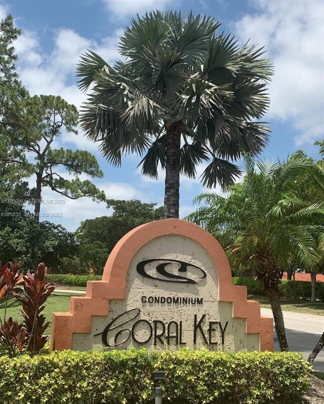 property at 3350 Pinewalk Dr N