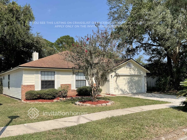 property at 1371 High Plains Dr W