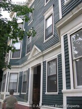 125 Hampshire St in Cambridge, MA - Building Photo - Building Photo