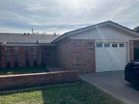 5113 13th St in Lubbock, TX - Building Photo