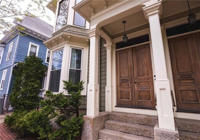 99 Almy St in Providence, RI - Building Photo - Building Photo