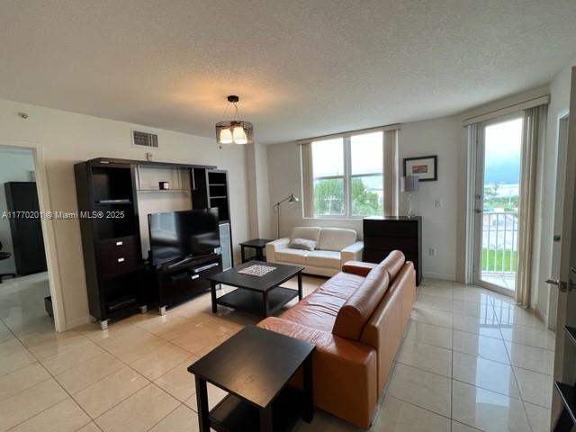 1555 N Treasure Dr in North Bay Village, FL - Building Photo - Building Photo