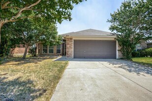 4624 Wheatland Dr in Fort Worth, TX - Building Photo