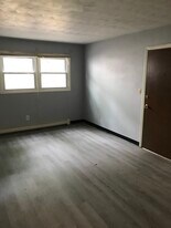 46 Gertrude Ave, Unit 2