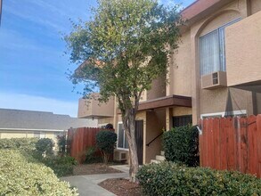 9580 Carroll Canyon Rd in San Diego, CA - Foto de edificio - Building Photo