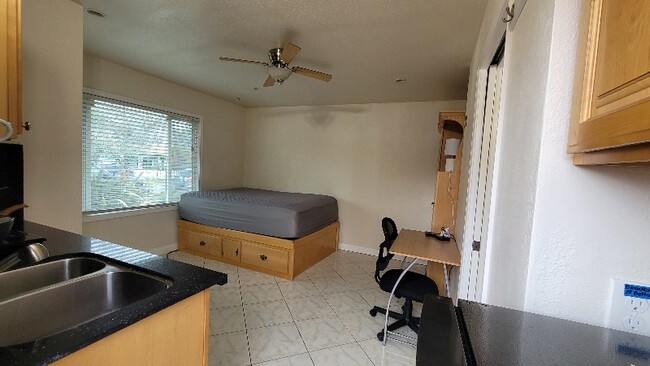 property at 1709 Corby Ave