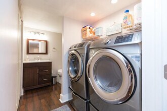 2658 Edgemont St in Philadelphia, PA - Building Photo - Building Photo