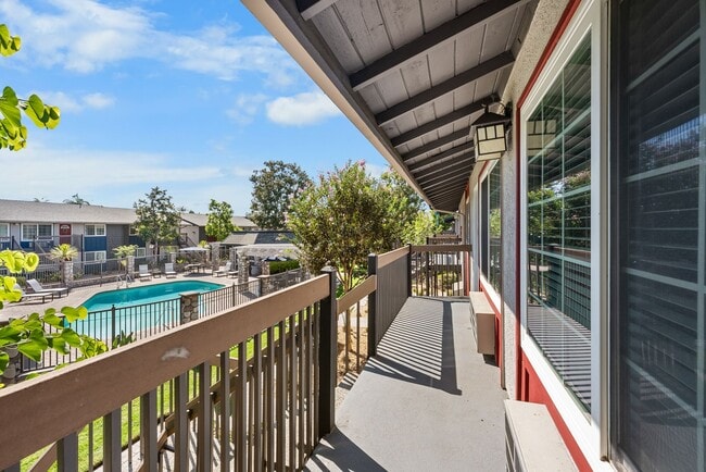 Sundial Apartments