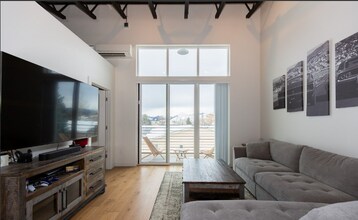 611 Nikles Dr in Bozeman, MT - Building Photo - Building Photo