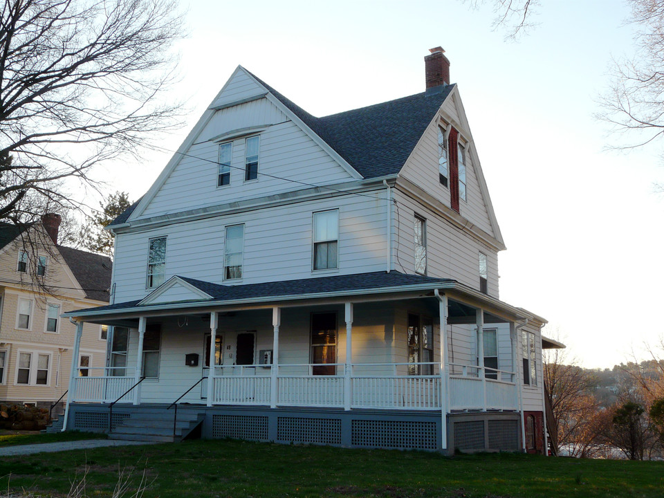 49 Atwater Ave in Derby, CT - Building Photo