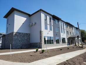 979 Russell Rd N in Russell, ON - Building Photo - Building Photo