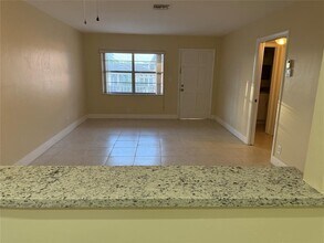 1450 N Riverside Dr in Pompano Beach, FL - Building Photo - Building Photo