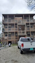 6414 S Eberhart Ave in Chicago, IL - Building Photo - Building Photo