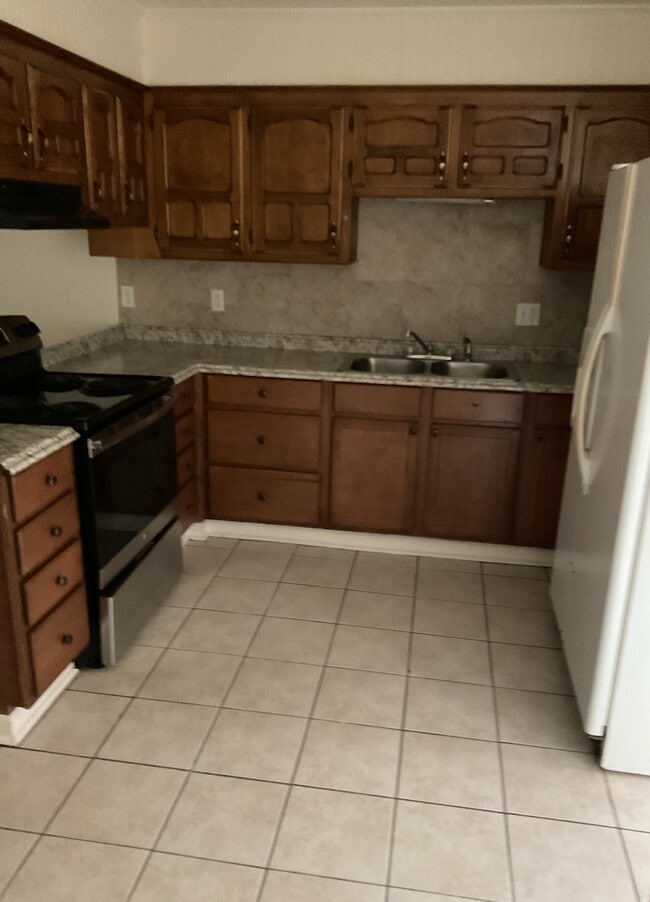 1278 N River Rd in Denham Springs, LA - Building Photo - Building Photo