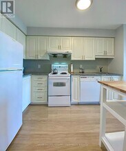 70 Town Centre Court in Toronto, ON - Building Photo - Building Photo