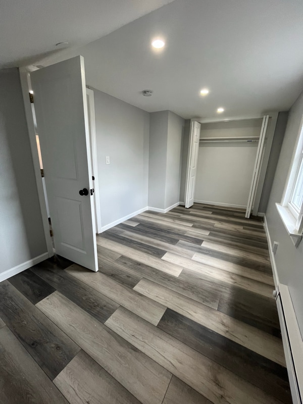 216 Rhode Island Ave in East Orange, NJ - Building Photo - Building Photo