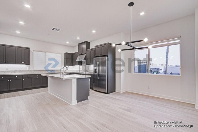 1896 S Westside Dr in Anaheim, CA - Building Photo - Building Photo
