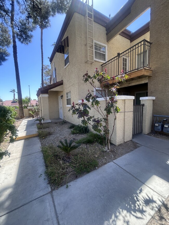 property at 2801 N Rainbow Blvd