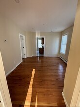 144 Cowles St in Bridgeport, CT - Building Photo - Building Photo