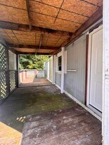 157 Ford Ln in Triadelphia, WV - Building Photo