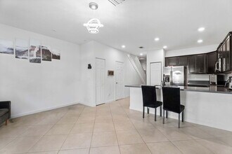 5313 Ashley River Rd in West Palm Beach, FL - Foto de edificio - Building Photo