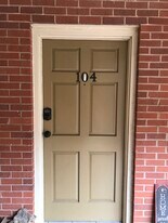 250 Little St in Athens, GA - Building Photo