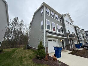 16017 Abelson Wy in Chesterfield, VA - Building Photo - Building Photo