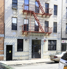 2418 Beaumont Ave in Bronx, NY - Building Photo - Building Photo