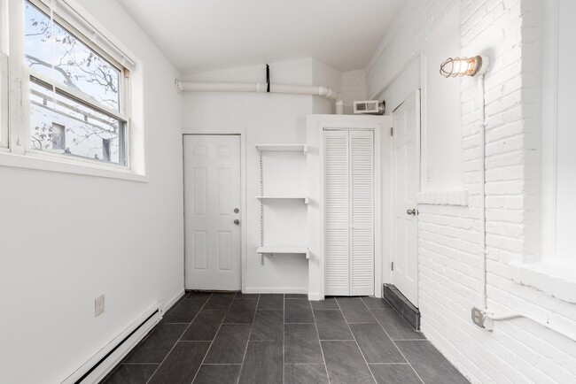 1621 F St NE in Washington, DC - Building Photo - Building Photo