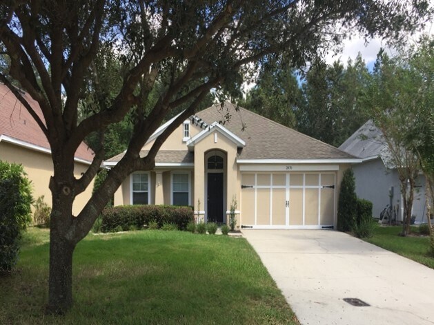 2476 Winchester Ln in St. Augustine, FL - Foto de edificio