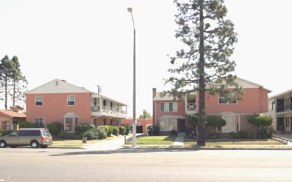 8910 Crenshaw Blvd in Inglewood, CA - Foto de edificio