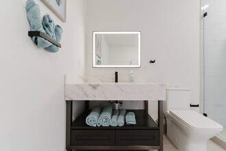 2750 Griffin Rd, Unit SI ID1521812P in Fort Lauderdale, FL - Building Photo - Building Photo