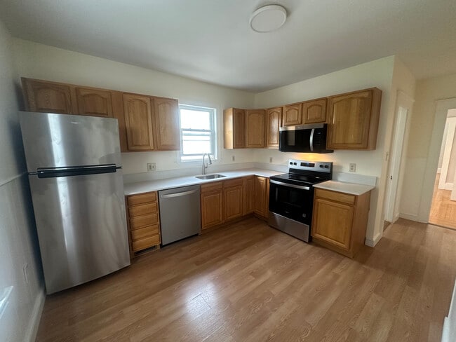 39 Prospect Ave, Unit 2