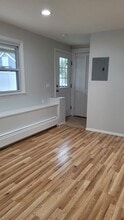 49 Moshier St, Unit One bedroom in Greenwich, CT - Foto de edificio - Building Photo