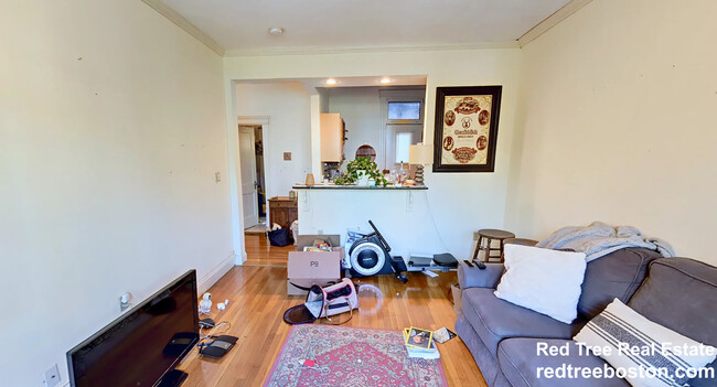 112 Queensberry St, Unit 5 in Boston, MA - Building Photo - Building Photo