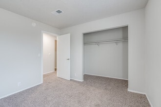 The Arden Overlook in Tulsa, OK - Foto de edificio - Interior Photo