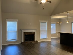 8591 Prince Ct in Semmes, AL - Building Photo - Building Photo