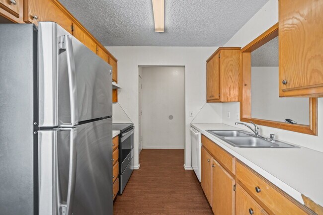 2107 La Salle Ave in Lubbock, TX - Building Photo - Building Photo