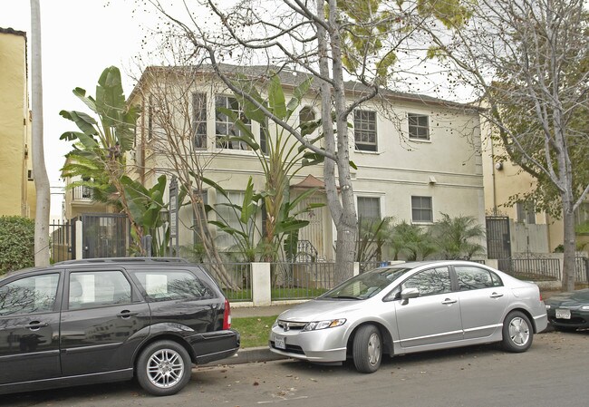 319-323 1/2 N Orange Grove Ave in Los Angeles, CA - Building Photo - Building Photo