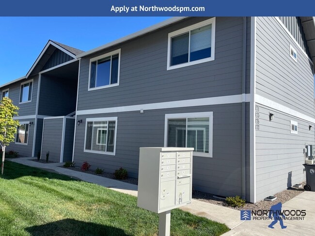 173 Northridge Terrace in Medford, OR - Building Photo - Building Photo