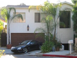 3030 Passmore Dr in Los Angeles, CA - Building Photo - Building Photo