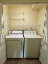 1209 Frink St in Taylor, TX - Building Photo - Building Photo