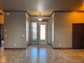 2516 SE 38th St in Moore, OK - Building Photo - Building Photo