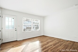 829 Washington St in Woodstock, IL - Building Photo - Building Photo